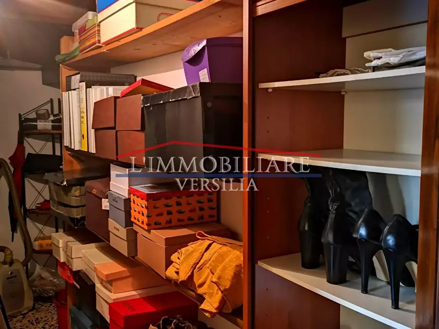 Immagine 2 di Casa bifamiliare in vendita  a Massa