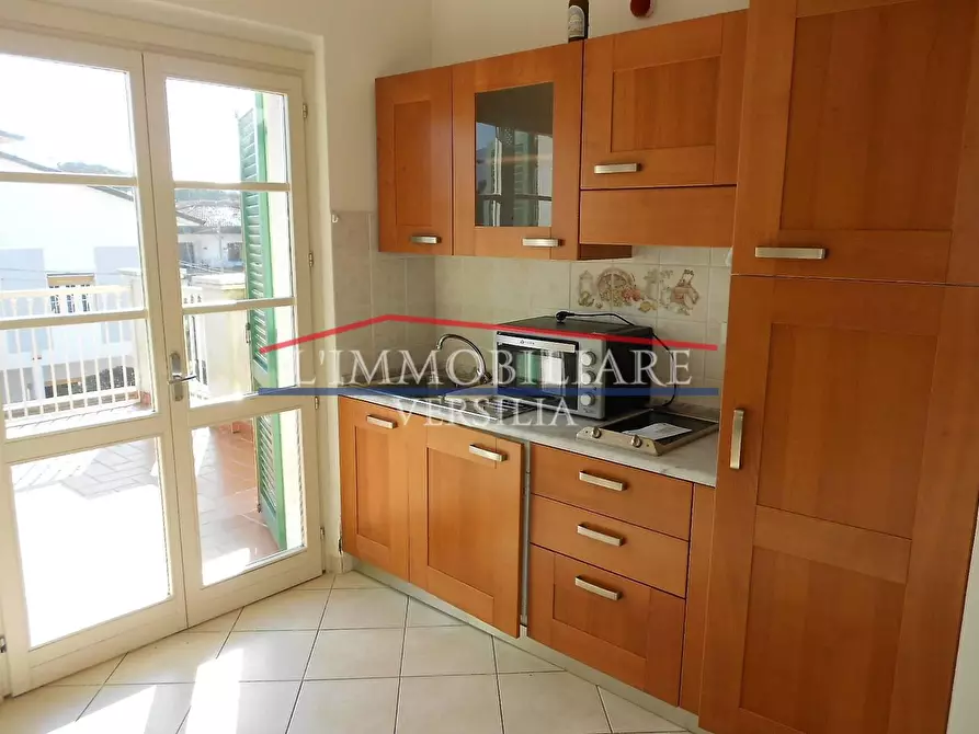 Immagine 7 di Appartamento in vendita  a Massa