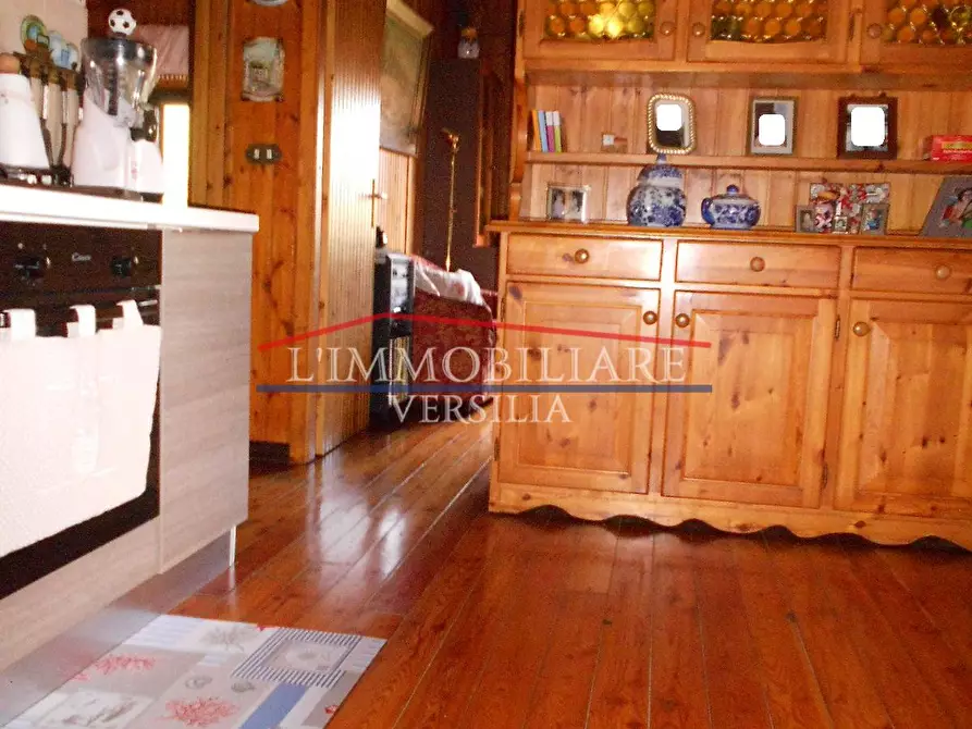 Immagine 46 di Casa indipendente in vendita  a Massa