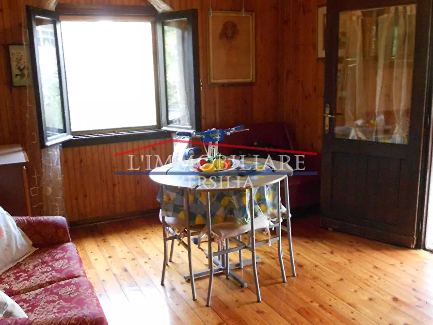 Immagine 26 di Casa indipendente in vendita  a Massa