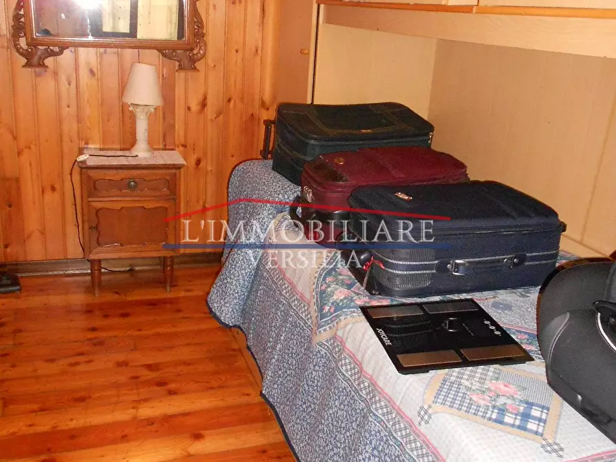 Immagine 32 di Casa indipendente in vendita  a Massa