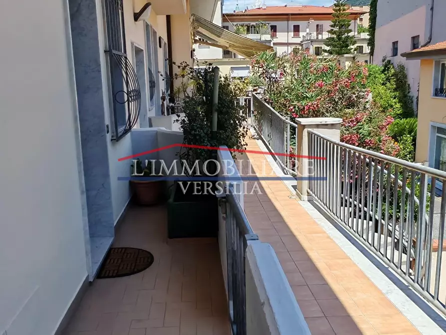 Immagine 44 di Casa indipendente in vendita  a Massa