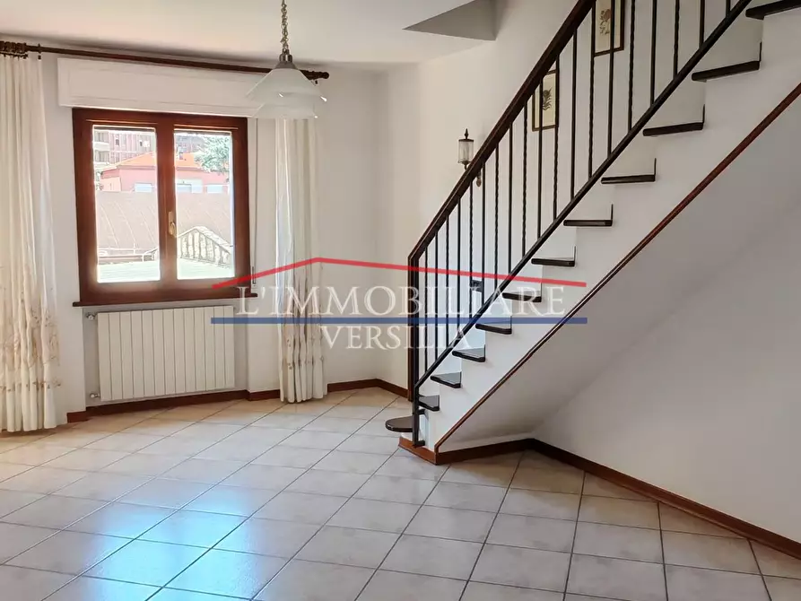 Immagine 24 di Casa indipendente in vendita  a Massa