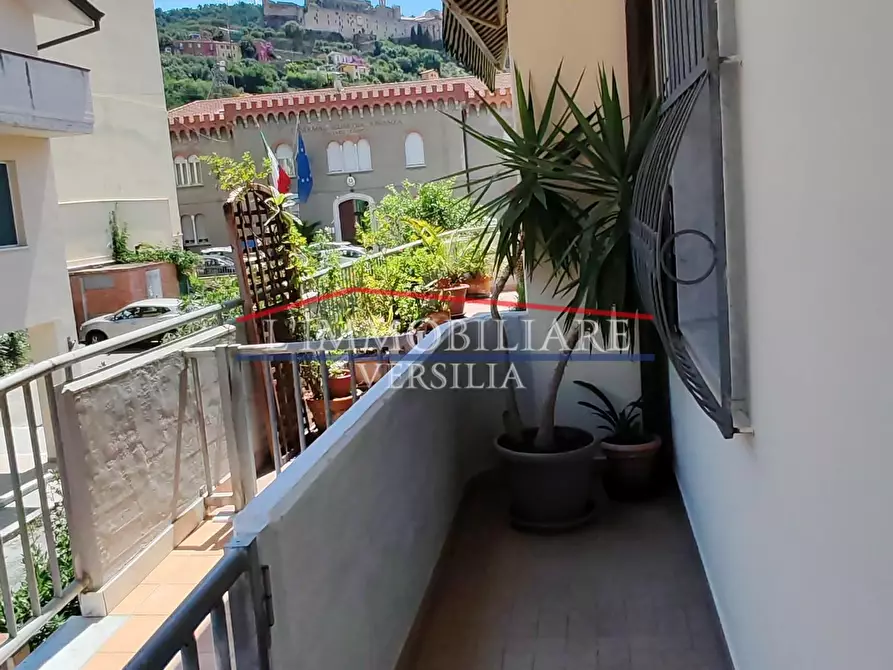 Immagine 43 di Casa indipendente in vendita  a Massa