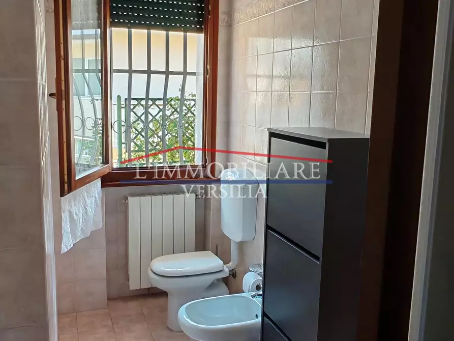 Immagine 18 di Casa indipendente in vendita  a Massa