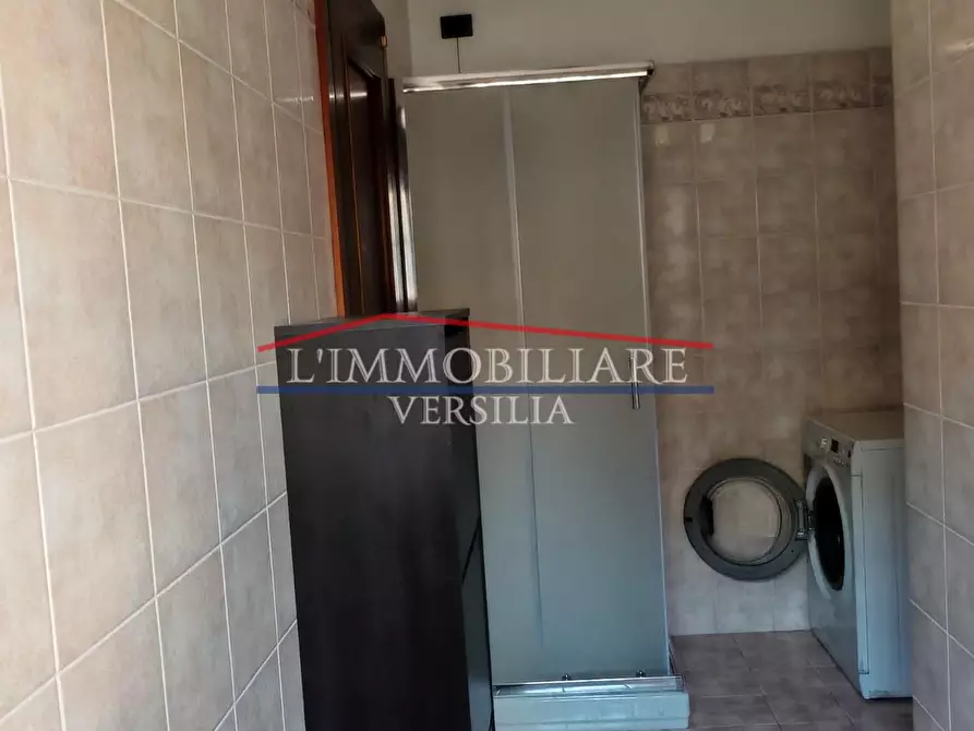 Immagine 19 di Casa indipendente in vendita  a Massa