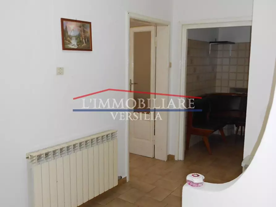 Immagine 21 di Appartamento in vendita  a Carrara