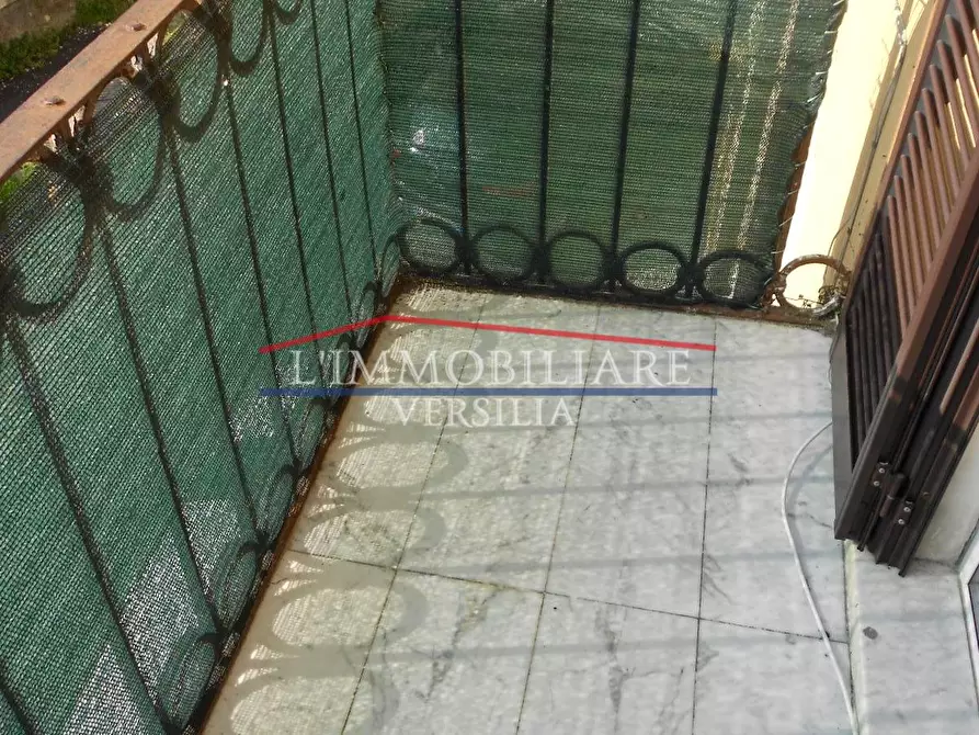 Immagine 3 di Appartamento in vendita  a Carrara