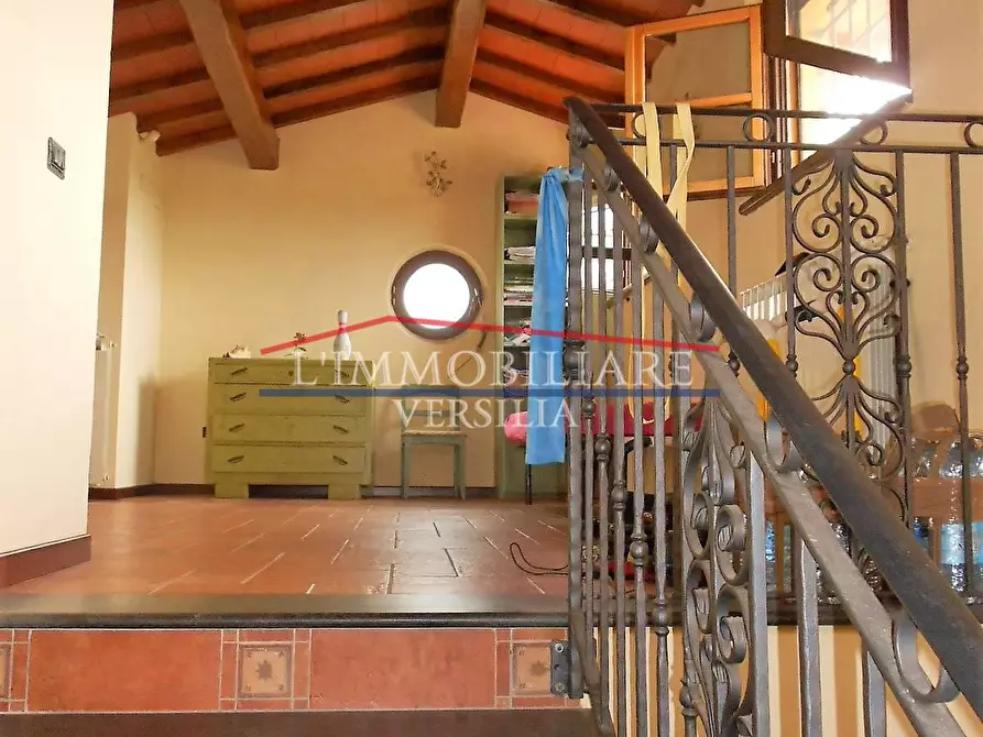 Immagine 19 di Villa in vendita  a Pietrasanta