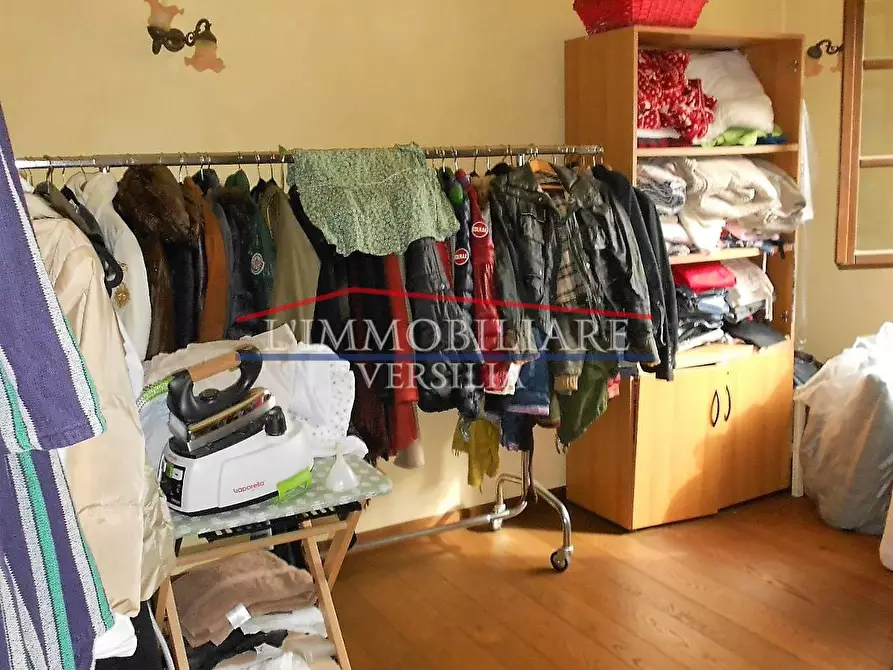 Immagine 14 di Villa in vendita  a Pietrasanta