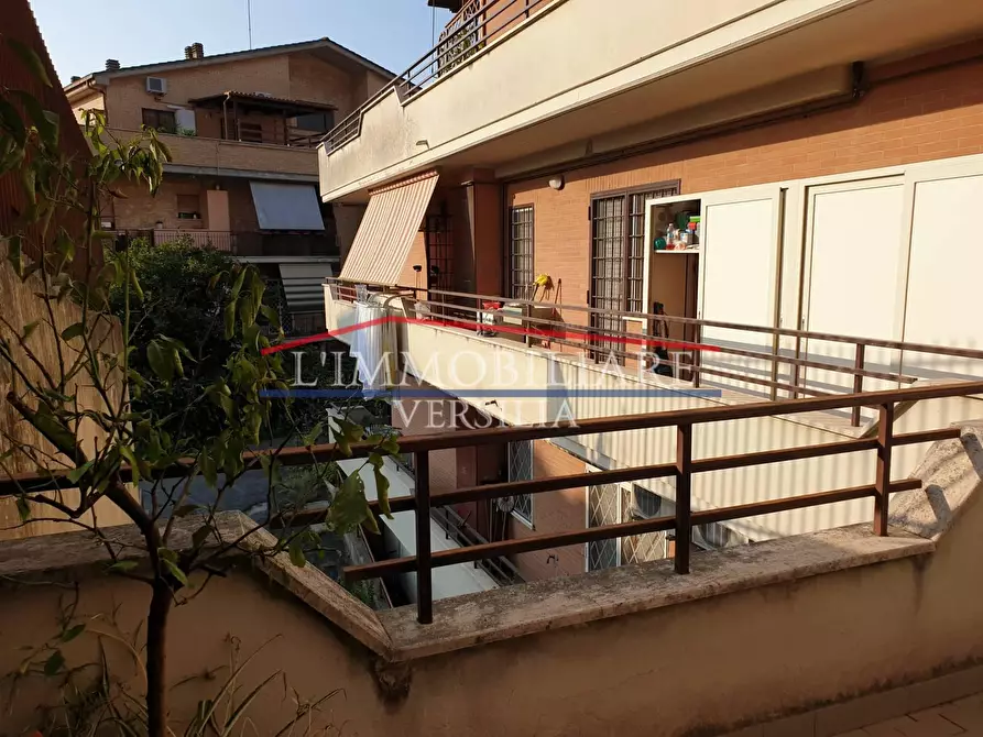 Immagine 14 di Casa indipendente in vendita  a Roma