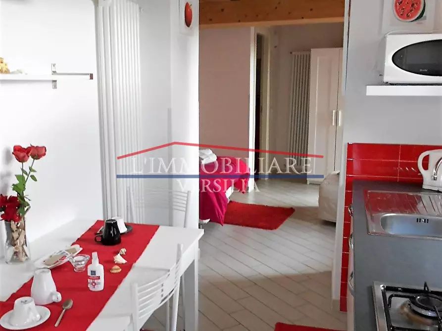 Immagine 16 di Casa semindipendente in vendita  a Massa