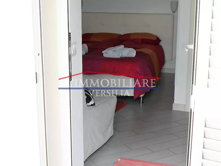 Immagine 58 di Casa semindipendente in vendita  a Massa