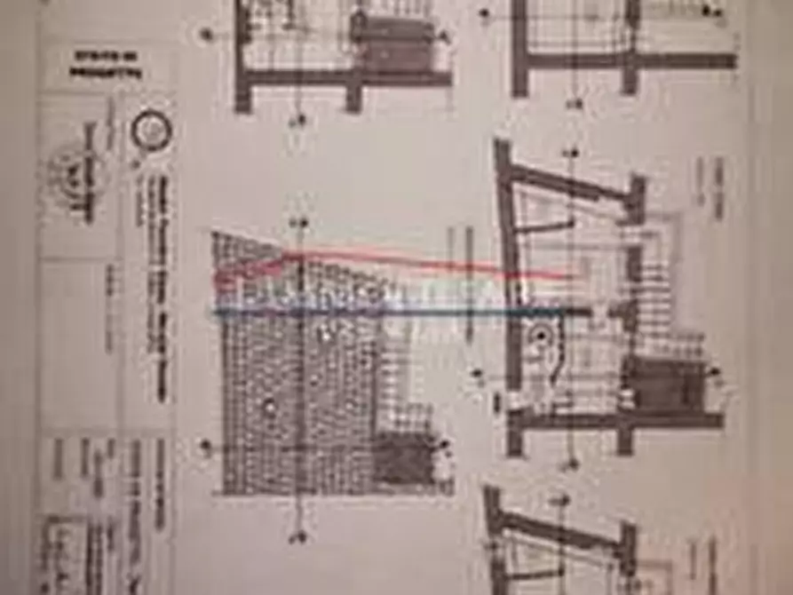 Immagine 21 di Casa semindipendente in vendita  a Massa