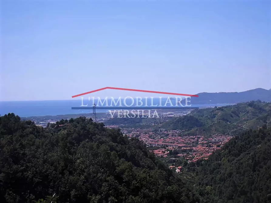 Immagine 2 di Casa semindipendente in vendita  a Massa