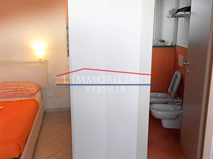 Immagine 70 di Casa semindipendente in vendita  a Massa