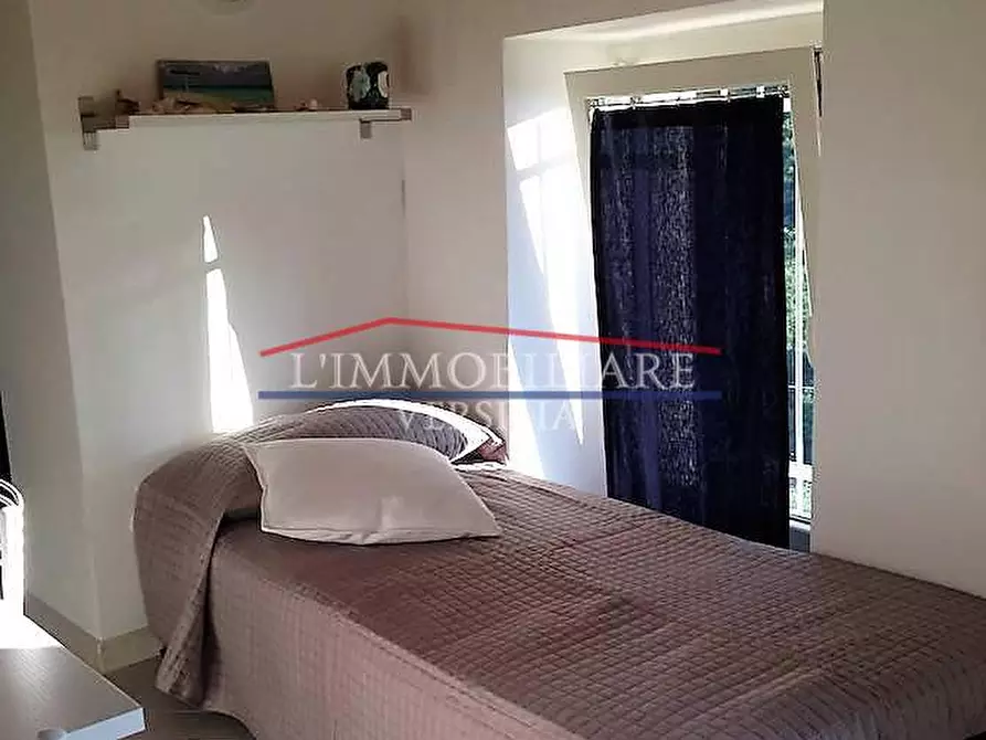 Immagine 11 di Casa semindipendente in vendita  a Massa