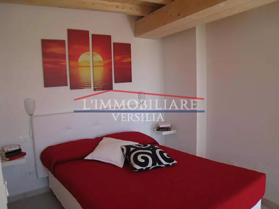 Immagine 18 di Casa semindipendente in vendita  a Massa