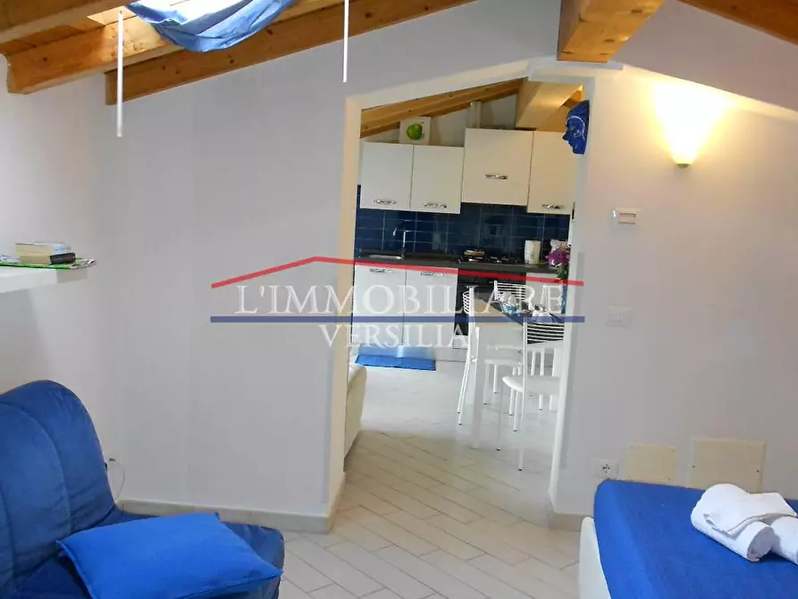 Immagine 8 di Casa semindipendente in vendita  a Massa