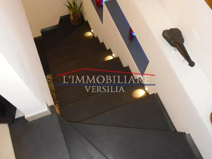 Immagine 10 di Appartamento in vendita  a Massa