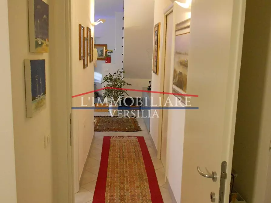 Immagine 17 di Appartamento in vendita  a Massa