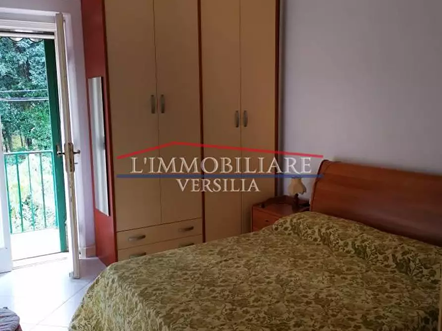 Immagine 14 di Porzione di casa in vendita  a Massa