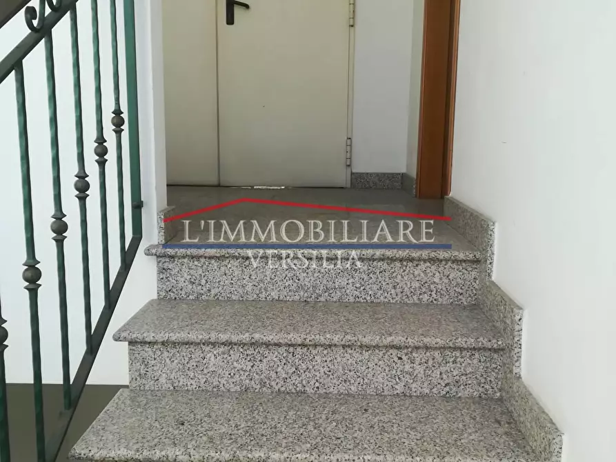 Immagine 7 di Capannone industriale in vendita  a Massa