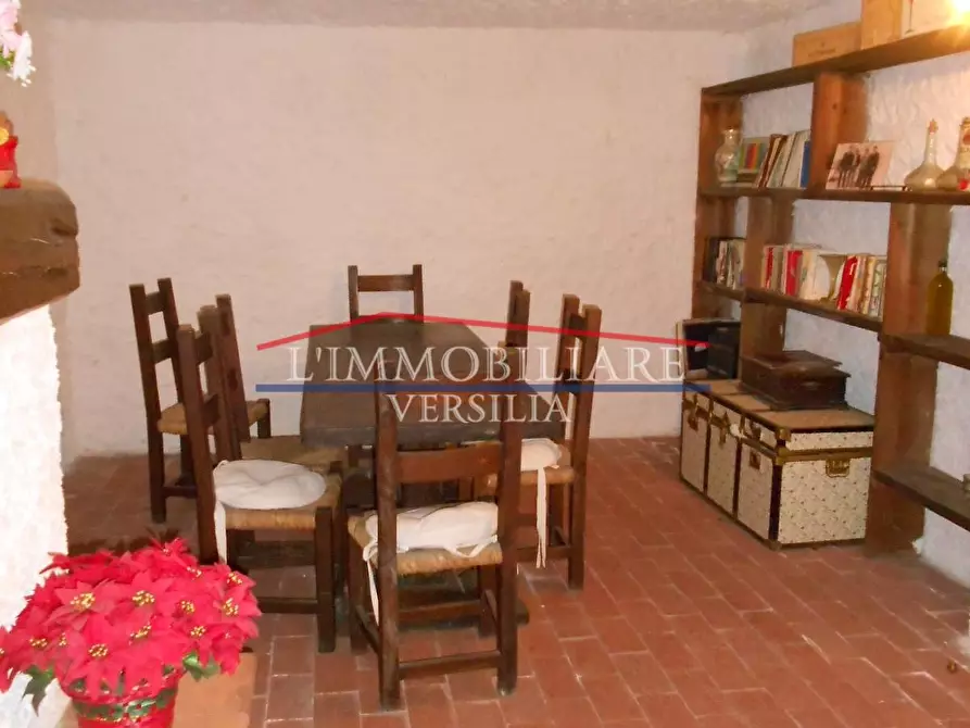 Immagine 29 di Casa semindipendente in vendita  a Seravezza
