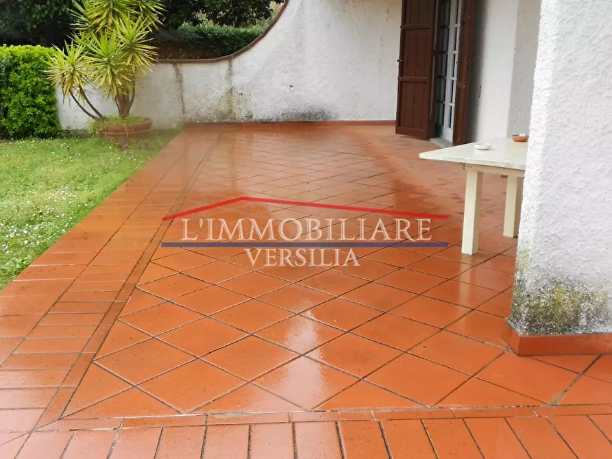 Immagine 40 di Casa semindipendente in vendita  a Seravezza