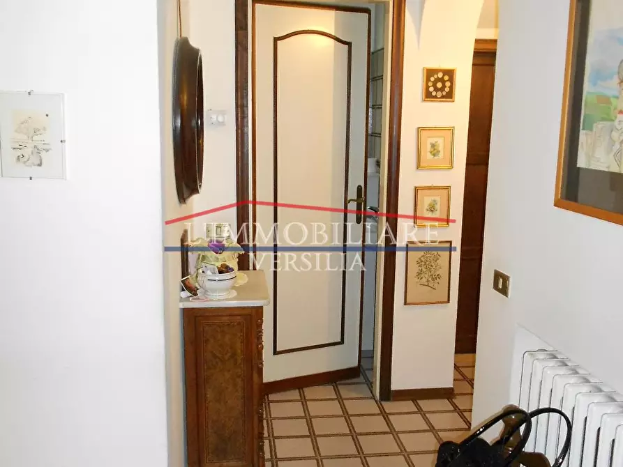 Immagine 17 di Casa semindipendente in vendita  a Seravezza