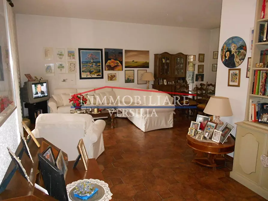 Immagine 3 di Casa semindipendente in vendita  a Seravezza