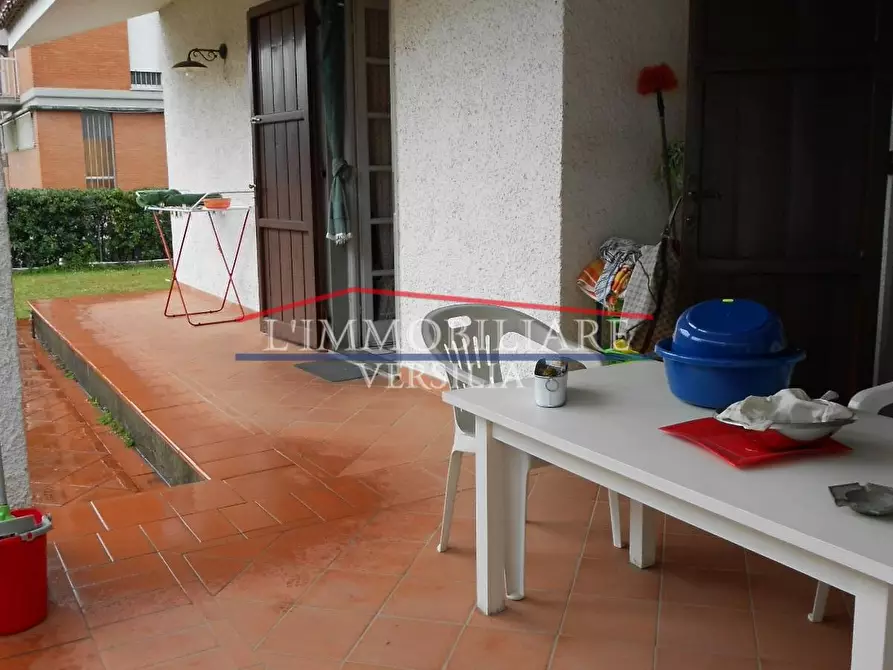 Immagine 14 di Casa semindipendente in vendita  a Seravezza