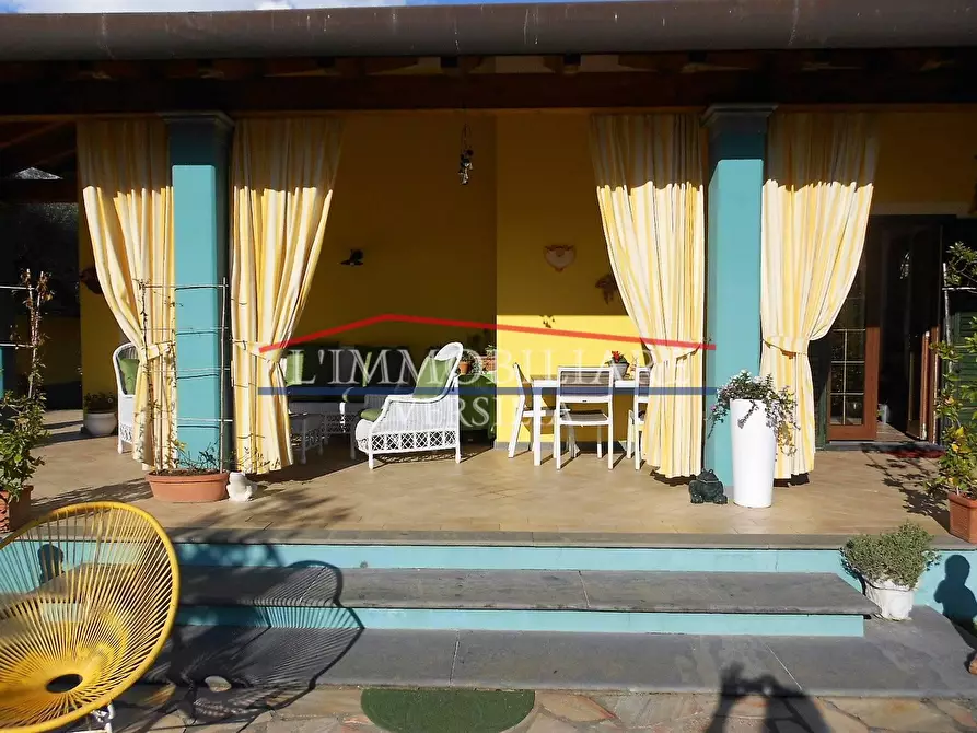 Immagine 46 di Villa in vendita  a Seravezza