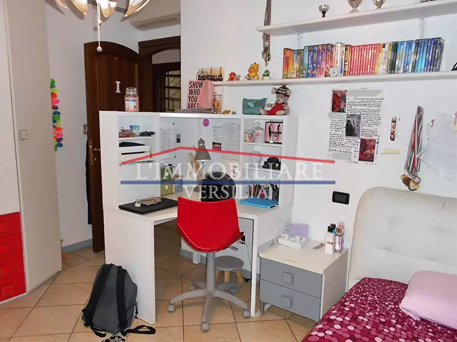 Immagine 58 di Villa in vendita  a Seravezza