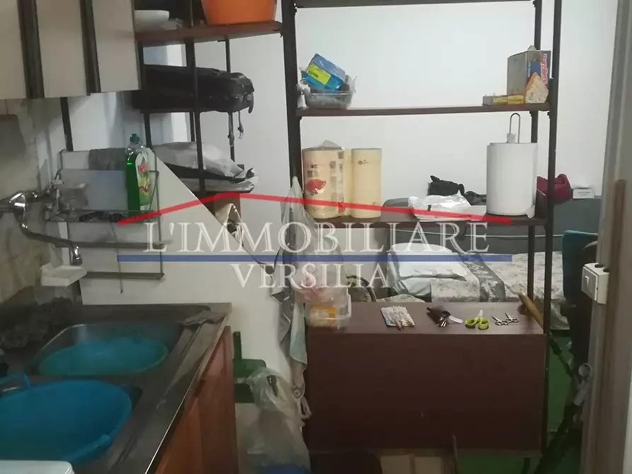 Immagine 9 di Seminterrato in vendita  a Carrara