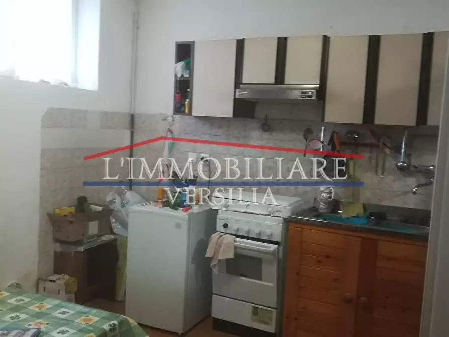 ufficio in vendita a Carrara in zona Marina di Carrara