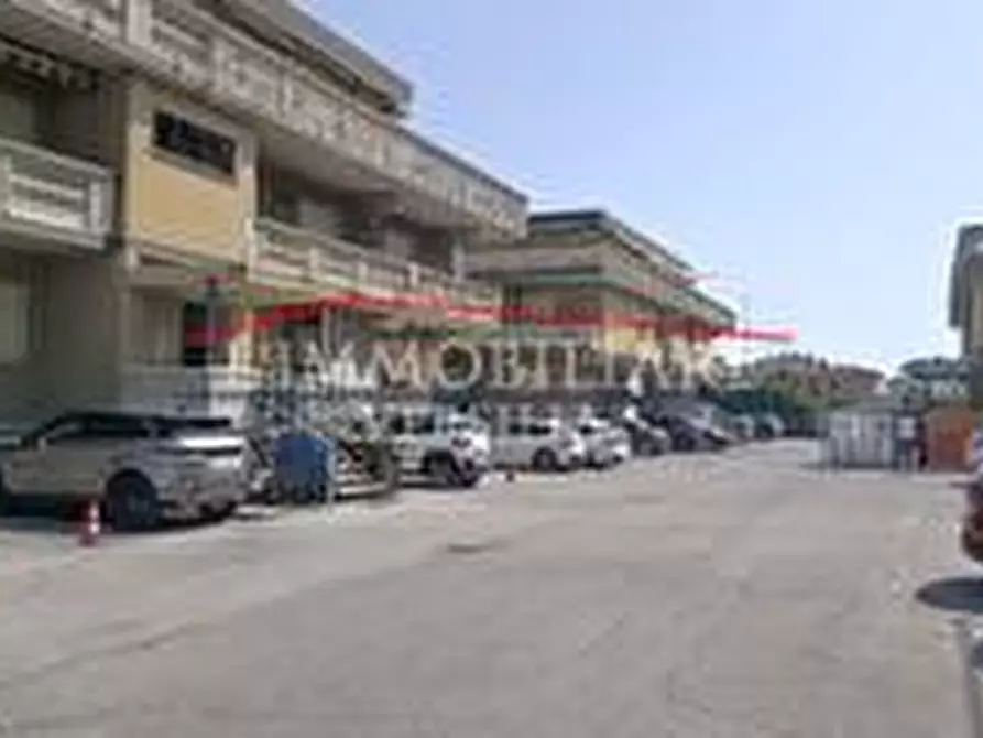 Immagine 15 di Seminterrato in vendita  a Carrara