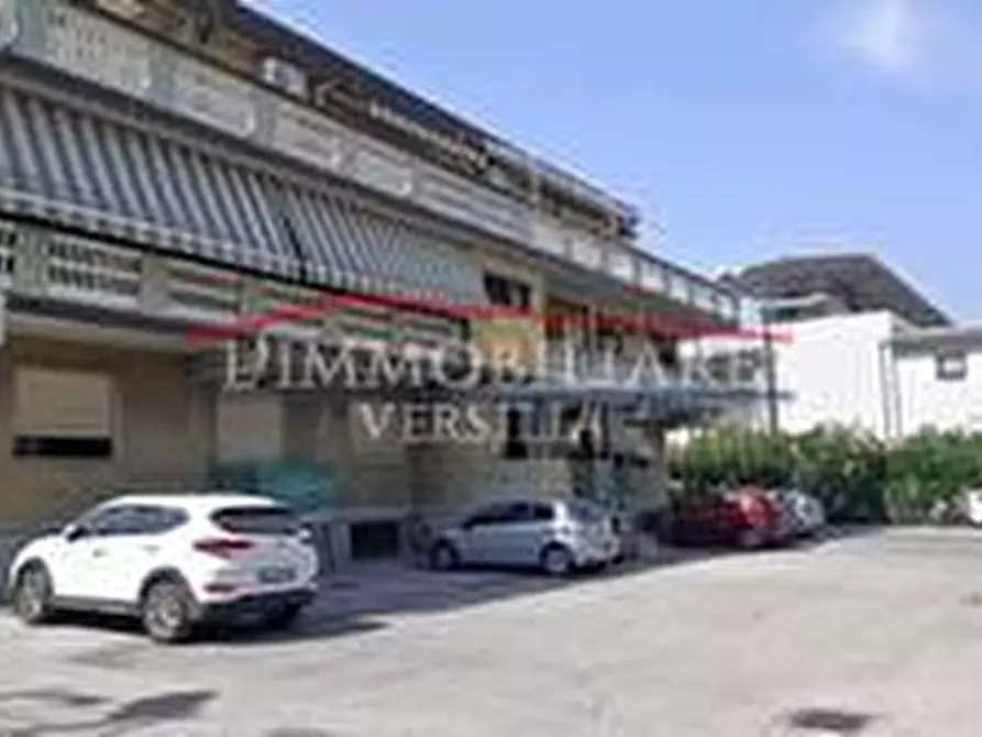 Immagine 12 di Seminterrato in vendita  a Carrara