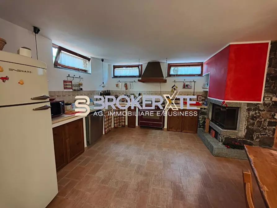 Immagine 20 di Villa in vendita  a Castelnuovo Magra