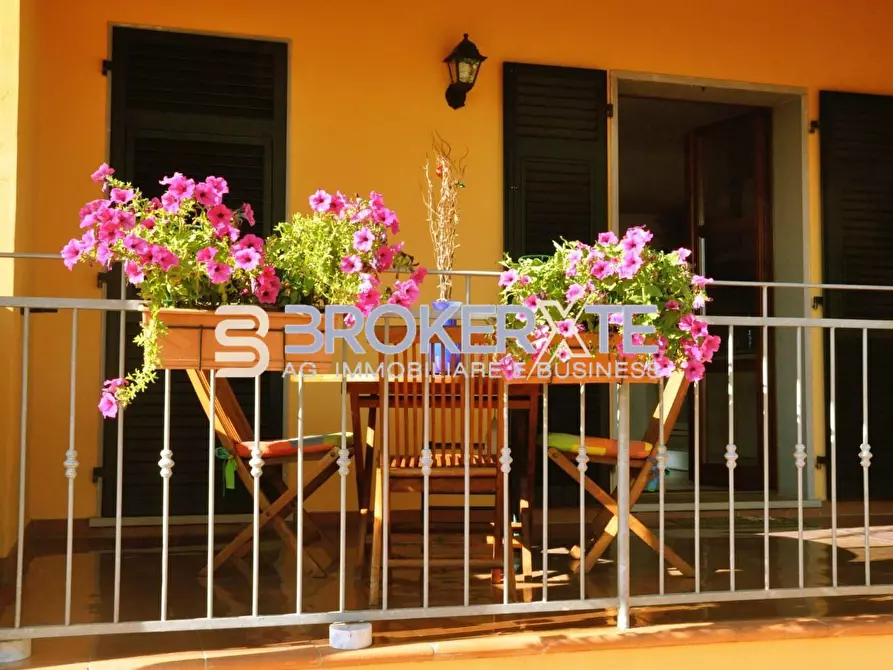 Immagine 29 di Villa in vendita  a Castelnuovo Magra