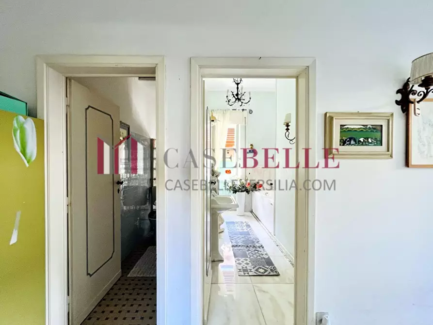 Immagine 15 di Casa indipendente in affitto  a Pietrasanta