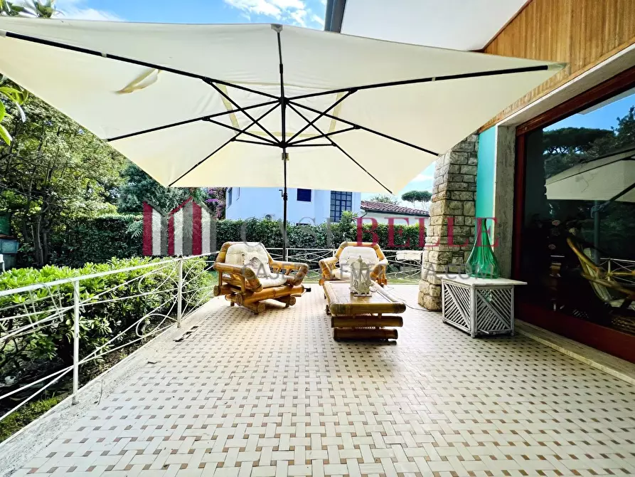 Immagine 2 di Casa indipendente in affitto  a Pietrasanta