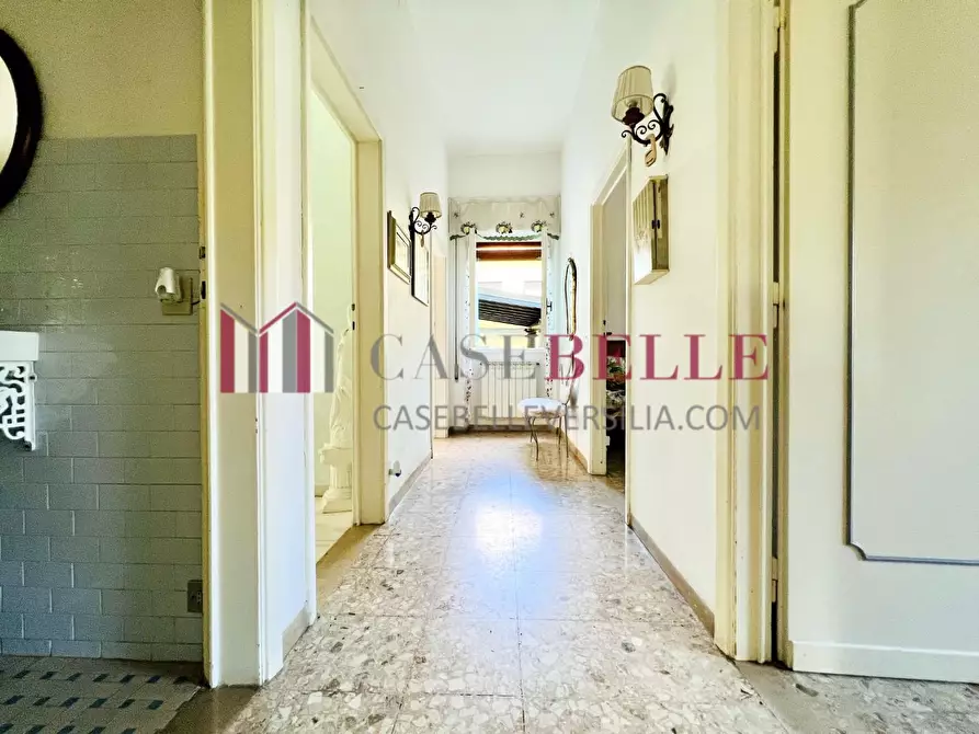 Immagine 12 di Casa indipendente in affitto  a Pietrasanta