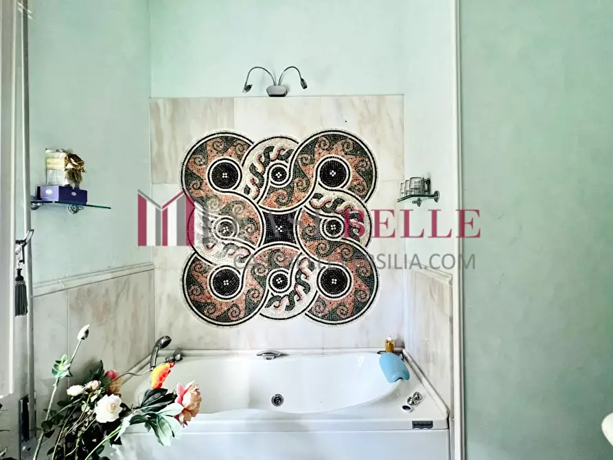 Immagine 19 di Casa indipendente in affitto  a Pietrasanta