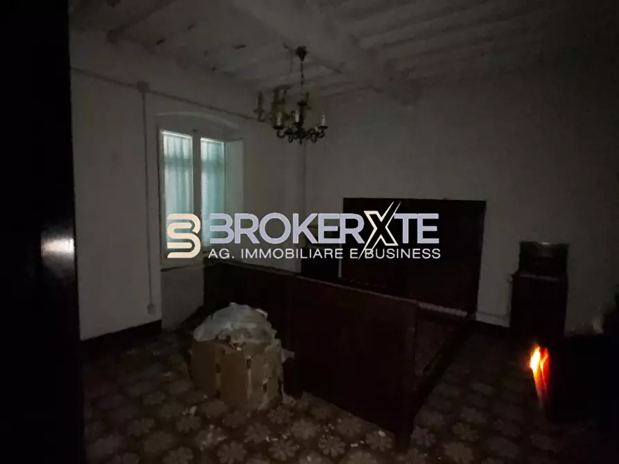 Immagine 71 di Casa semindipendente in vendita  a Carrara