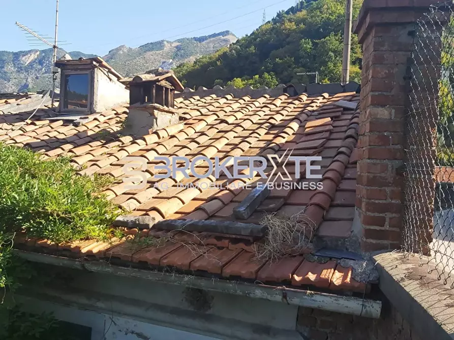 Immagine 54 di Casa semindipendente in vendita  a Carrara