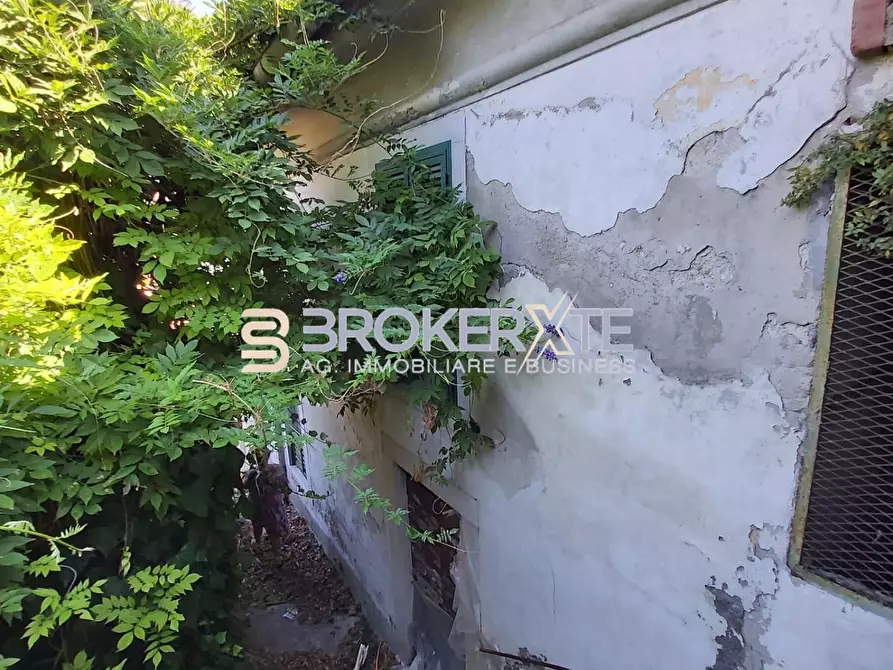 Immagine 37 di Casa semindipendente in vendita  a Carrara