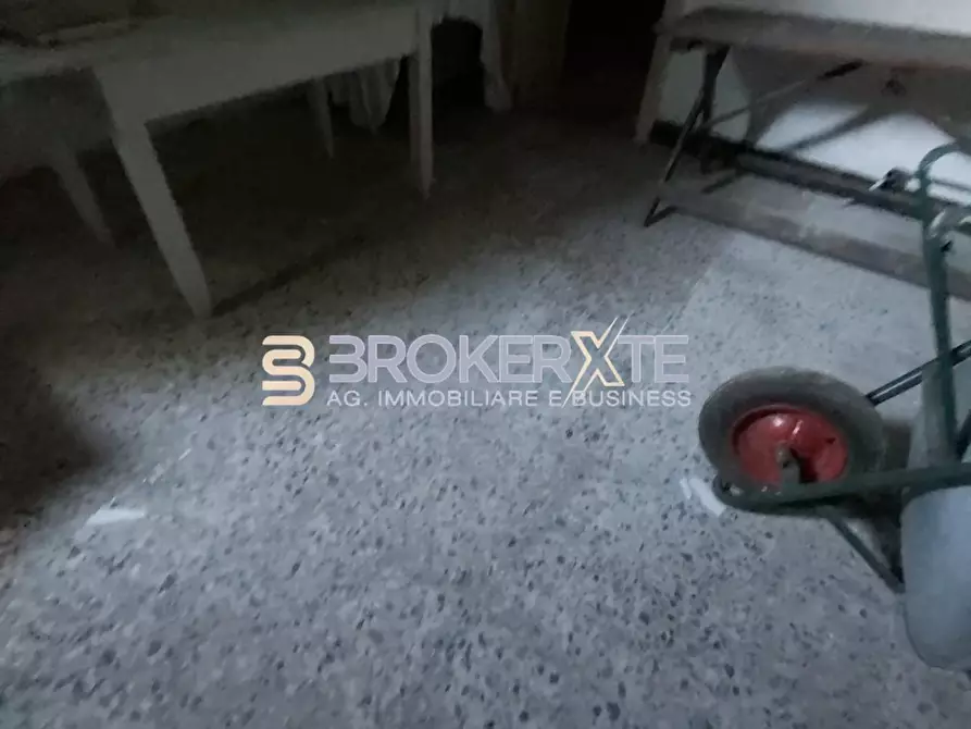 Immagine 77 di Casa semindipendente in vendita  a Carrara