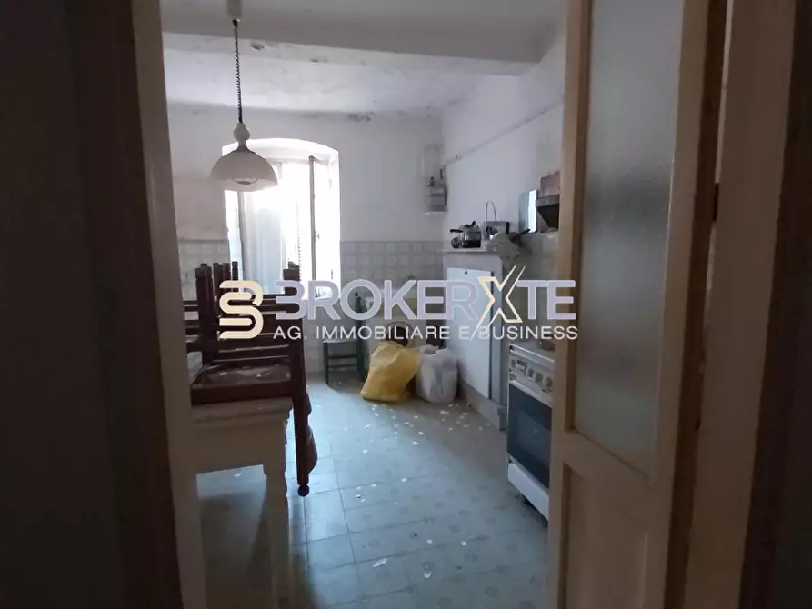 Immagine 65 di Casa semindipendente in vendita  a Carrara