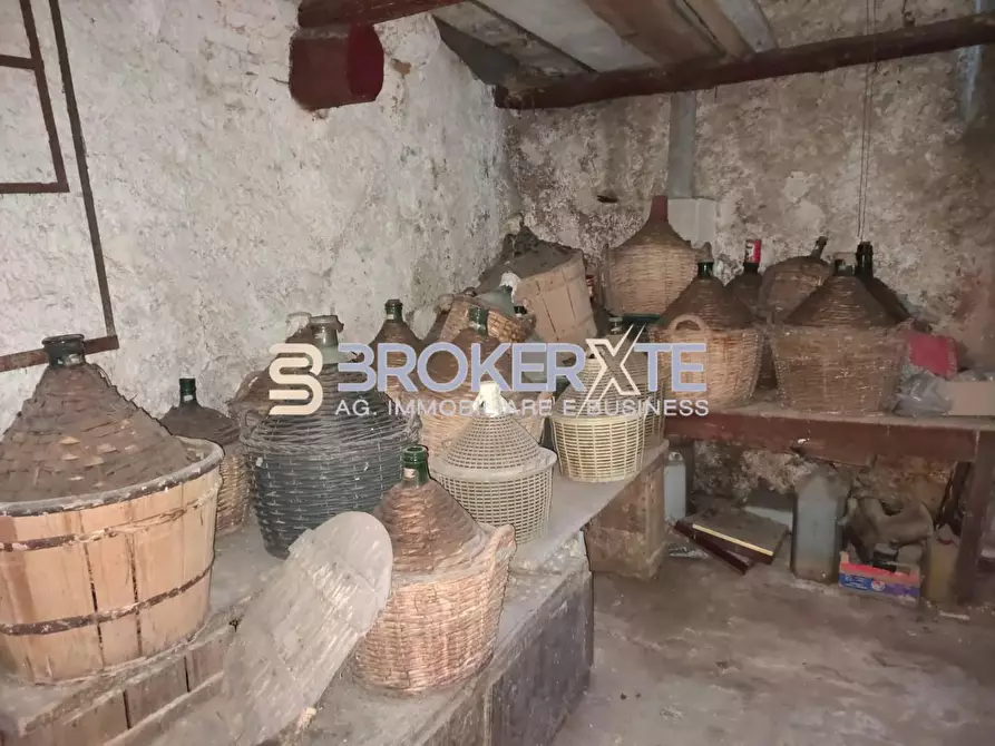 Immagine 5 di Casa semindipendente in vendita  a Carrara
